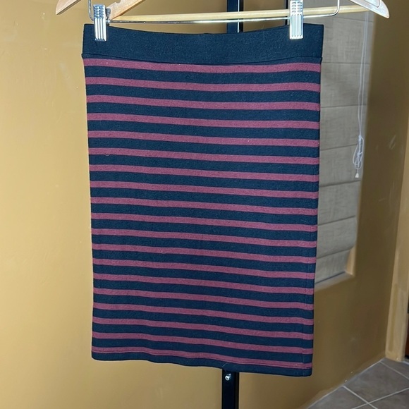 ATM Womens Striped Knit Pull On Straight Pencil Skirt Black Red Size XS - Picture 1 of 6